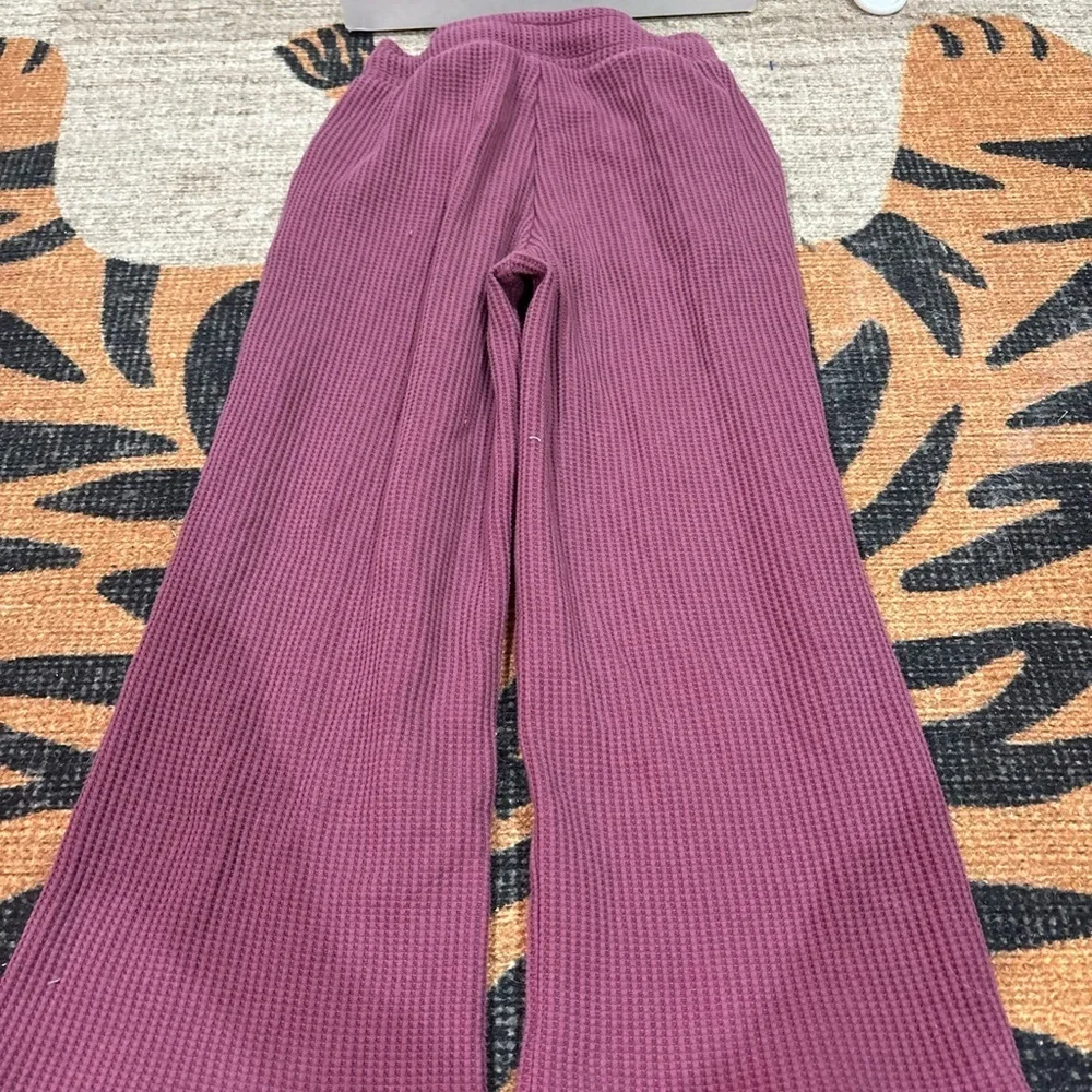 GAP Mauve Waffle Knit Pants
